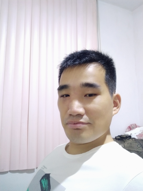 大男孩的第一张照片--德化相亲网