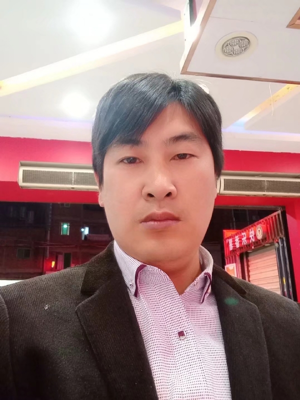 奔跑的第二张照片--德化相亲网