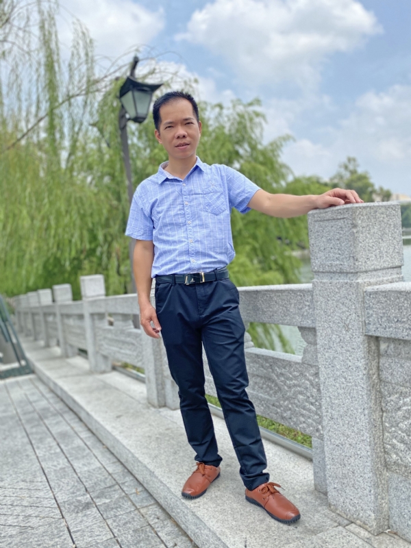 奇峰向阳的第一张照片--德化相亲网