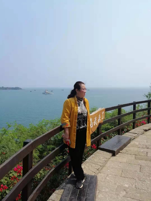 曦若半秋的第一张照片--德化相亲网