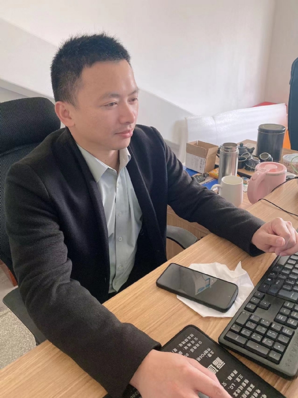 落叶知秋的第一张照片--德化相亲网