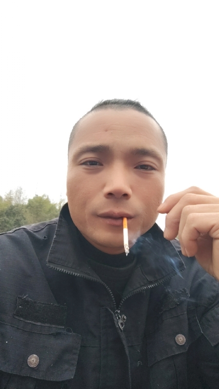 伯爵的第一张照片--德化相亲网